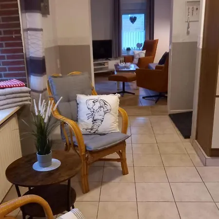 Feriehus Luettje Warfthuus